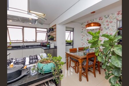 Apartamento à venda com 167m², 4 quartos e 4 vagas