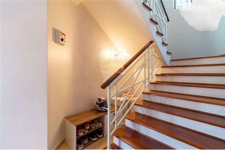 Casa à venda com 452m², 4 quartos e 7 vagas