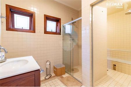 Casa à venda com 452m², 4 quartos e 7 vagas