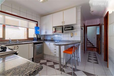 Casa à venda com 452m², 4 quartos e 7 vagas