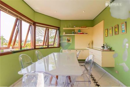 Casa à venda com 452m², 4 quartos e 7 vagas