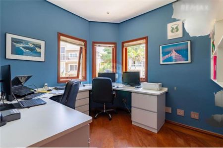 Casa à venda com 452m², 4 quartos e 7 vagas