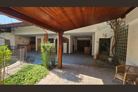 Casa à venda com 450m², 4 quartos e 4 vagas
