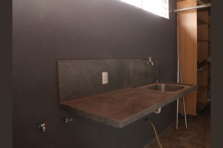 Casa à venda com 120m², 2 quartos e 2 vagasChurrasqueira