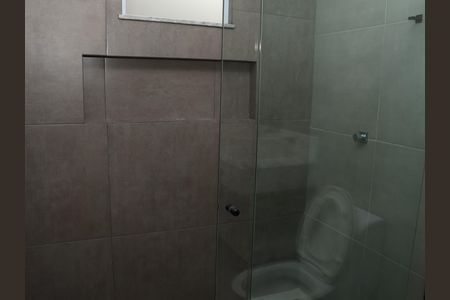 Casa à venda com 120m², 2 quartos e 2 vagasBanheiro da Suíte
