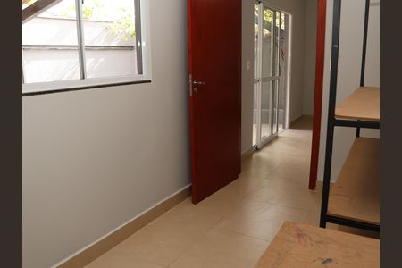 Casa à venda com 120m², 2 quartos e 2 vagasEscritório