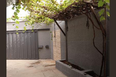 Casa à venda com 120m², 2 quartos e 2 vagasJardim