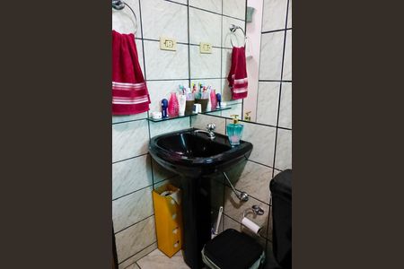 Casa à venda com 170m², 6 quartos e 1 vaga Casa à venda com 170m², 6 quartos e 1 vagaBanheiro 4