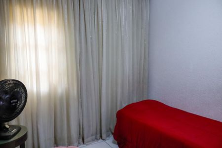 Casa à venda com 170m², 6 quartos e 1 vaga Casa à venda com 170m², 6 quartos e 1 vagaQuarto 1