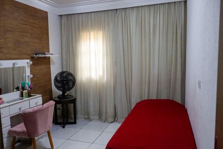 Casa à venda com 170m², 6 quartos e 1 vaga Casa à venda com 170m², 6 quartos e 1 vagaQuarto 1
