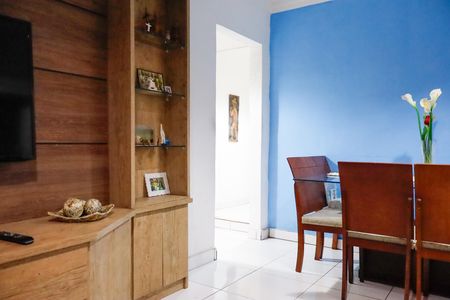 Casa à venda com 170m², 6 quartos e 1 vaga Casa à venda com 170m², 6 quartos e 1 vagasala