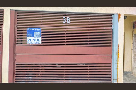 Casa à venda com 170m², 6 quartos e 1 vaga Casa à venda com 170m², 6 quartos e 1 vagaplaca