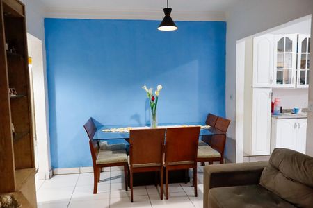 sala de casa à venda com 6 quartos, 170m² em Jardim Roberto, Osasco