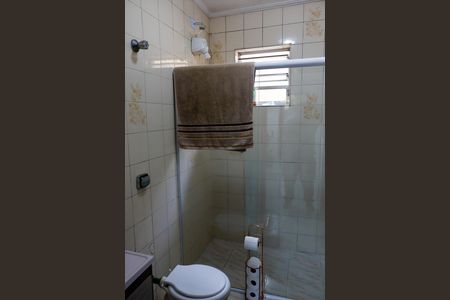 Casa à venda com 170m², 6 quartos e 1 vaga Casa à venda com 170m², 6 quartos e 1 vagaBanheiro