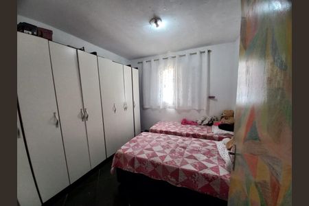 Quarto de casa à venda com 5 quartos, 170m² em Jardim Roberto, Osasco