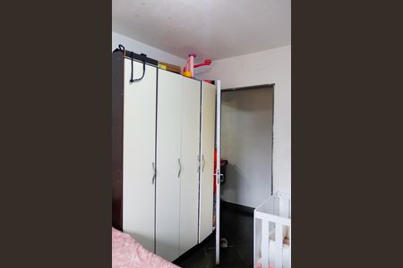 Casa à venda com 170m², 6 quartos e 1 vaga Casa à venda com 170m², 6 quartos e 1 vagaQuarto 4