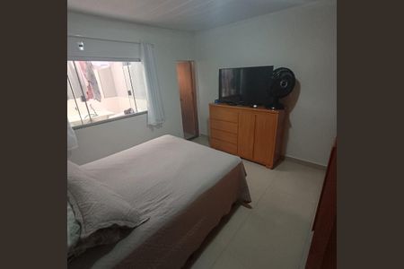 Quarto de casa à venda com 4 quartos, 120m² em Conjunto C5, Brasília