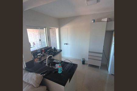 Cozinha de casa à venda com 4 quartos, 120m² em Conjunto C5, Brasília