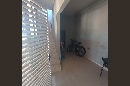 Casa à venda com 120m², 4 quartos e 2 vagasGaragem