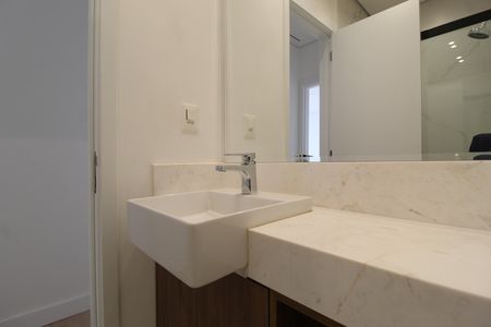 Apartamento para alugar com 71m², 2 quartos e 1 vagaBanheiro Social