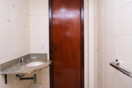 Apartamento para alugar com 223m², 3 quartos e 2 vagas Apartamento para alugar com 223m², 3 quartos e 2 vagasBanheiro Suite