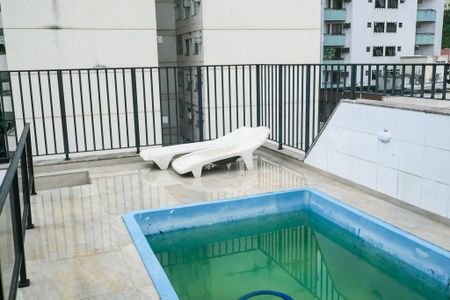 Apartamento para alugar com 223m², 3 quartos e 2 vagas Apartamento para alugar com 223m², 3 quartos e 2 vagasPiscina