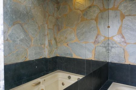 Apartamento para alugar com 223m², 3 quartos e 2 vagas Apartamento para alugar com 223m², 3 quartos e 2 vagasHidromassagem