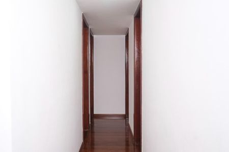 Apartamento para alugar com 223m², 3 quartos e 2 vagas Apartamento para alugar com 223m², 3 quartos e 2 vagasCorredor
