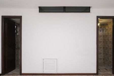 Apartamento para alugar com 223m², 3 quartos e 2 vagas Apartamento para alugar com 223m², 3 quartos e 2 vagasTerraço
