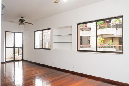 Sala de apartamento para alugar com 3 quartos, 223m² em Centro, Nova Iguaçu
