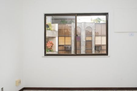 Apartamento para alugar com 223m², 3 quartos e 2 vagas Apartamento para alugar com 223m², 3 quartos e 2 vagasQuarto 2