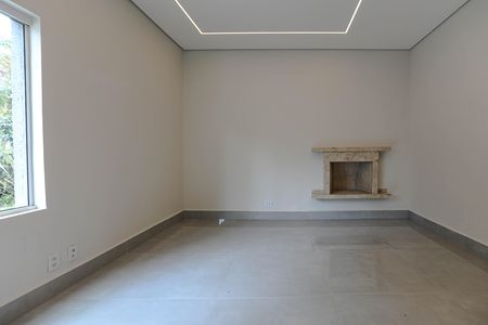 Casa de condomínio para alugar com 345m², 3 quartos e 4 vagas Casa de condomínio para alugar com 345m², 3 quartos e 4 vagasSala