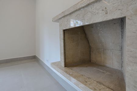 Casa de condomínio para alugar com 345m², 3 quartos e 4 vagas Casa de condomínio para alugar com 345m², 3 quartos e 4 vagasSala