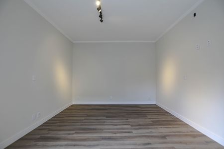 Casa de condomínio para alugar com 345m², 3 quartos e 4 vagas Casa de condomínio para alugar com 345m², 3 quartos e 4 vagasQuarto 3 - Suíte