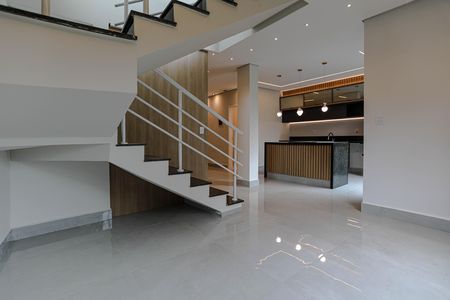 Casa de condomínio para alugar com 345m², 3 quartos e 4 vagas Casa de condomínio para alugar com 345m², 3 quartos e 4 vagasSala de Jantar