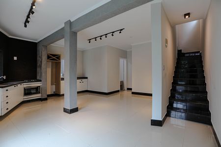 Casa de condomínio para alugar com 345m², 3 quartos e 4 vagas Casa de condomínio para alugar com 345m², 3 quartos e 4 vagasCozinha