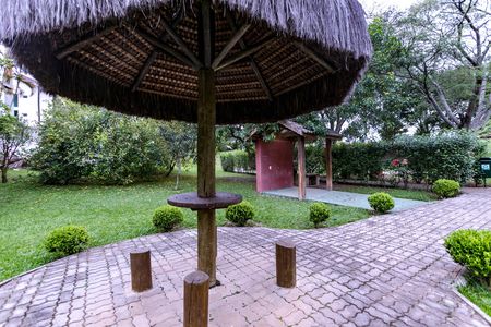 Casa de condomínio para alugar com 345m², 3 quartos e 4 vagas Casa de condomínio para alugar com 345m², 3 quartos e 4 vagasÁrea Comum