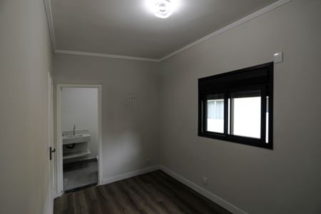 Casa de condomínio para alugar com 345m², 3 quartos e 4 vagas Casa de condomínio para alugar com 345m², 3 quartos e 4 vagasQuarto 2 - Suíte