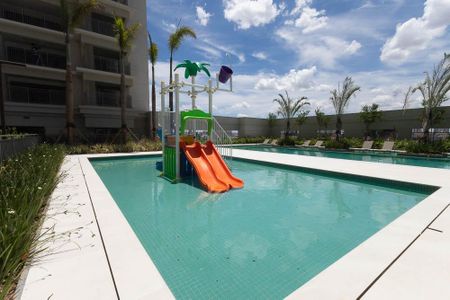 Apartamento à venda com 155m², 3 quartos e 2 vagas Apartamento à venda com 155m², 3 quartos e 2 vagasÁrea comum - Piscina Infantil