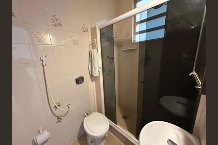 Apartamento para alugar com 49m², 2 quartos e sem vagaBanheiro