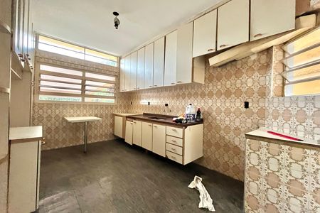 Casa para alugar com 157m², 3 quartos e 2 vagas Casa para alugar com 157m², 3 quartos e 2 vagasCozinha