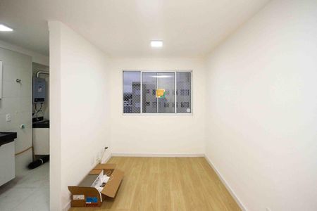 Sala de apartamento para alugar com 2 quartos, 45m² em Cidade São Mateus, São Paulo