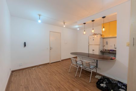 Studio à venda com 29m², 1 quarto e sem vaga Studio à venda com 29m², 1 quarto e sem vagaKitnet