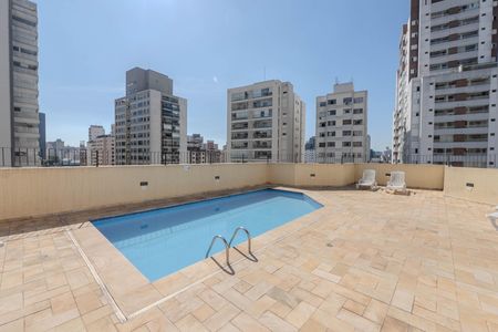 Studio à venda com 29m², 1 quarto e sem vaga Studio à venda com 29m², 1 quarto e sem vagaÁrea comum - Piscina