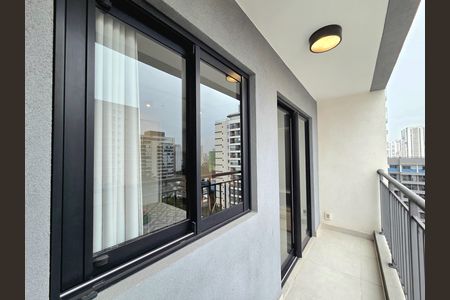 Studio à venda com 26m², 1 quarto e sem vaga Studio à venda com 26m², 1 quarto e sem vagaVaranda