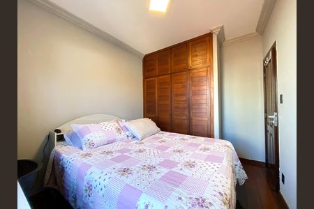 Casa à venda com 360m², 5 quartos e 4 vagas