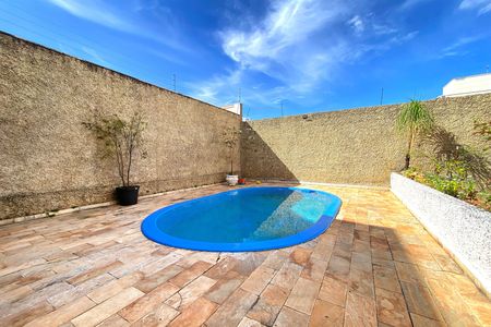 Casa à venda com 360m², 5 quartos e 4 vagas