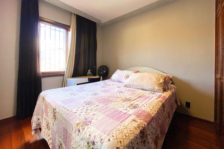 Casa à venda com 360m², 5 quartos e 4 vagas