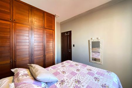 Casa à venda com 360m², 5 quartos e 4 vagas