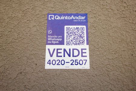 Apartamento à venda com 50m², 2 quartos e 1 vagaPlaca instalada em 26/05/2026 com o código YSQQ-252